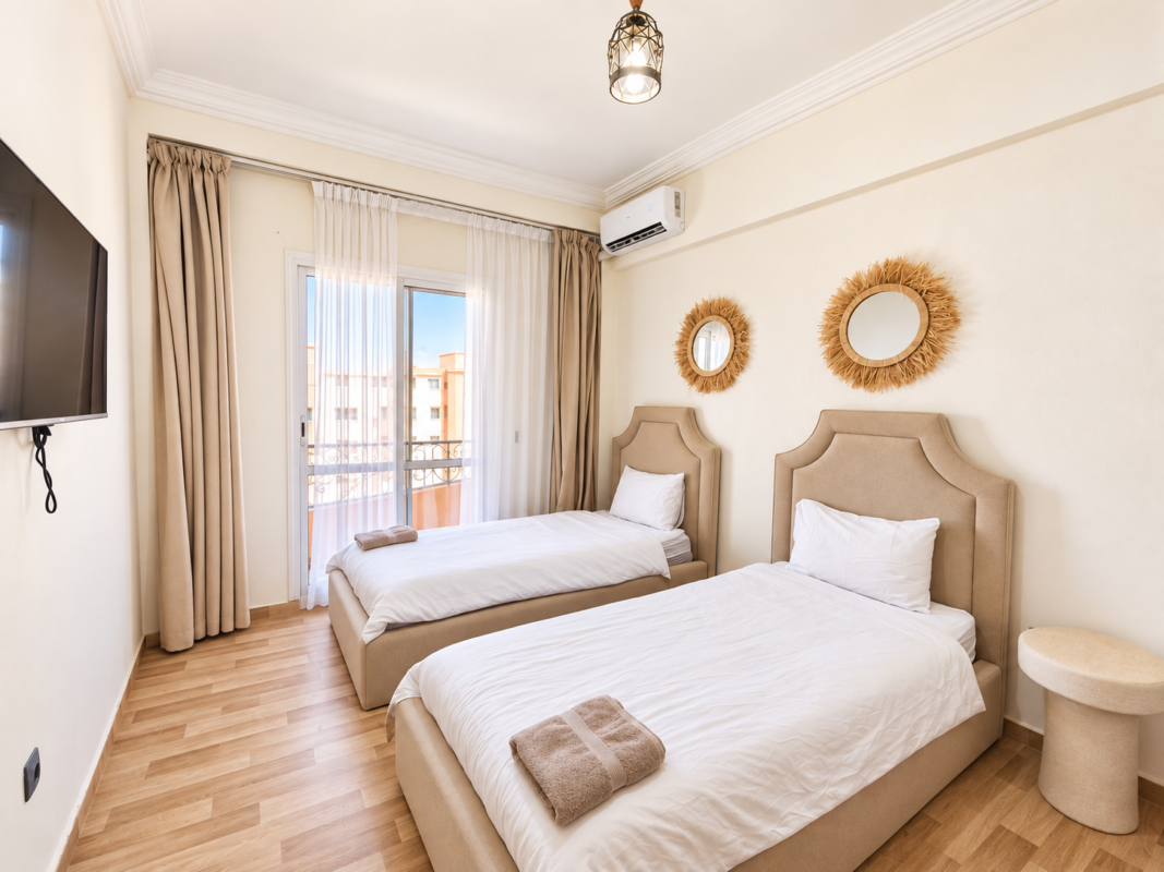 chambre double lumineuse aux accents naturels